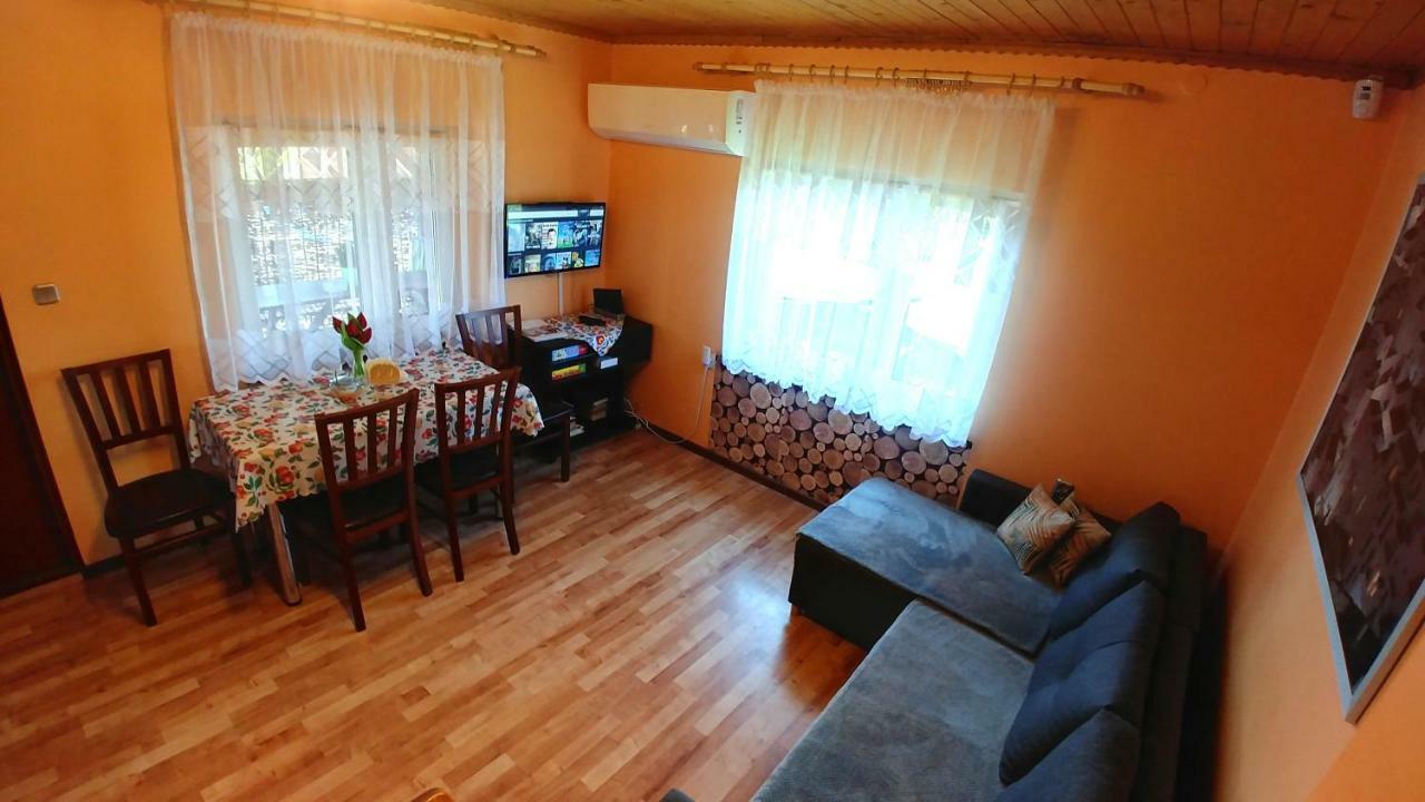 Apartament "IGOR" nad Jeziorem Zarzecze  Exterior foto